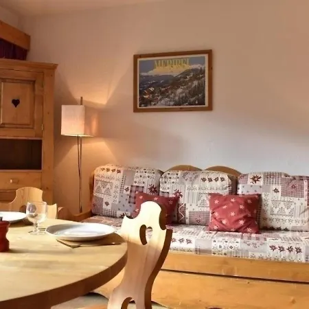 Cosy Avec Balcon, Proche Telesiege, 4 Pers. - Fr-1-180-31 Apartment Meribel